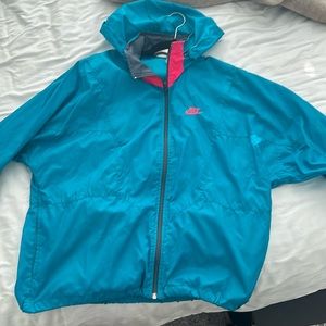 Nike vintage windbreaker - size m